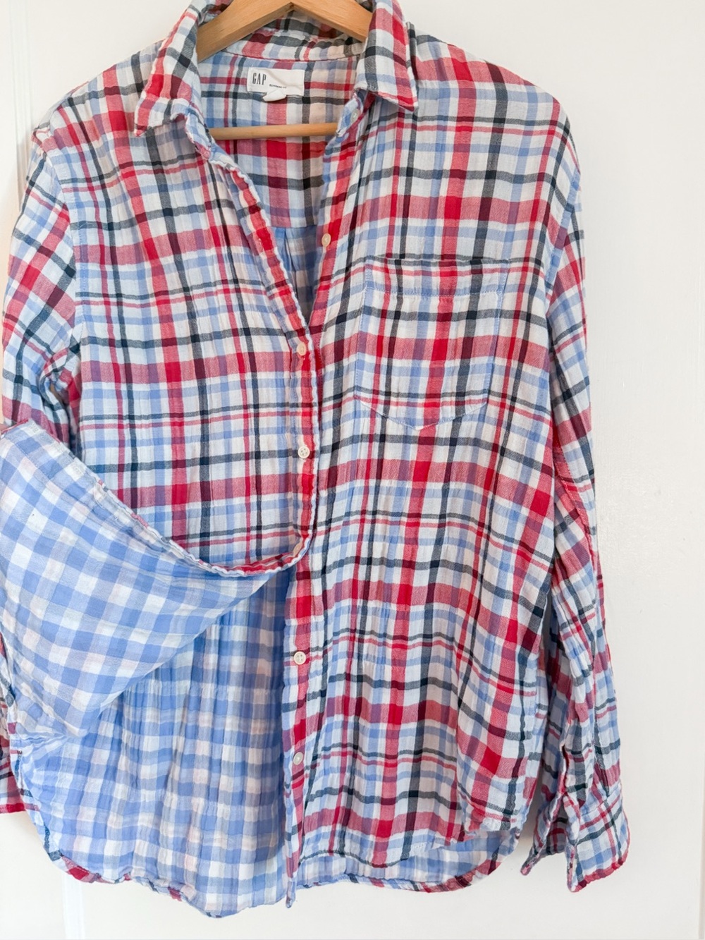 GAP Women's Red and Light Blue Plaid Button-Down Shirt